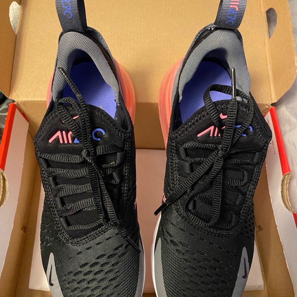 Nike Air Max 270